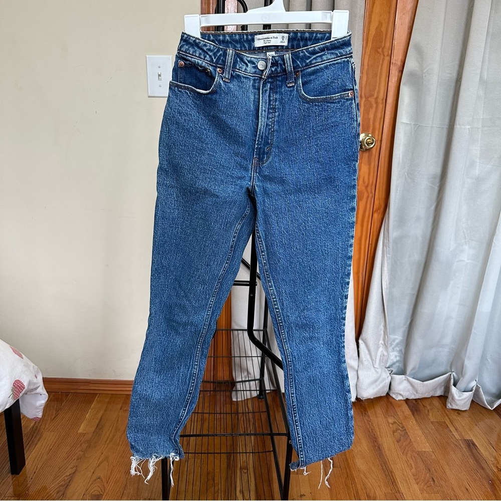 Abercrombie High Rise- Curve Love Denim Jeans